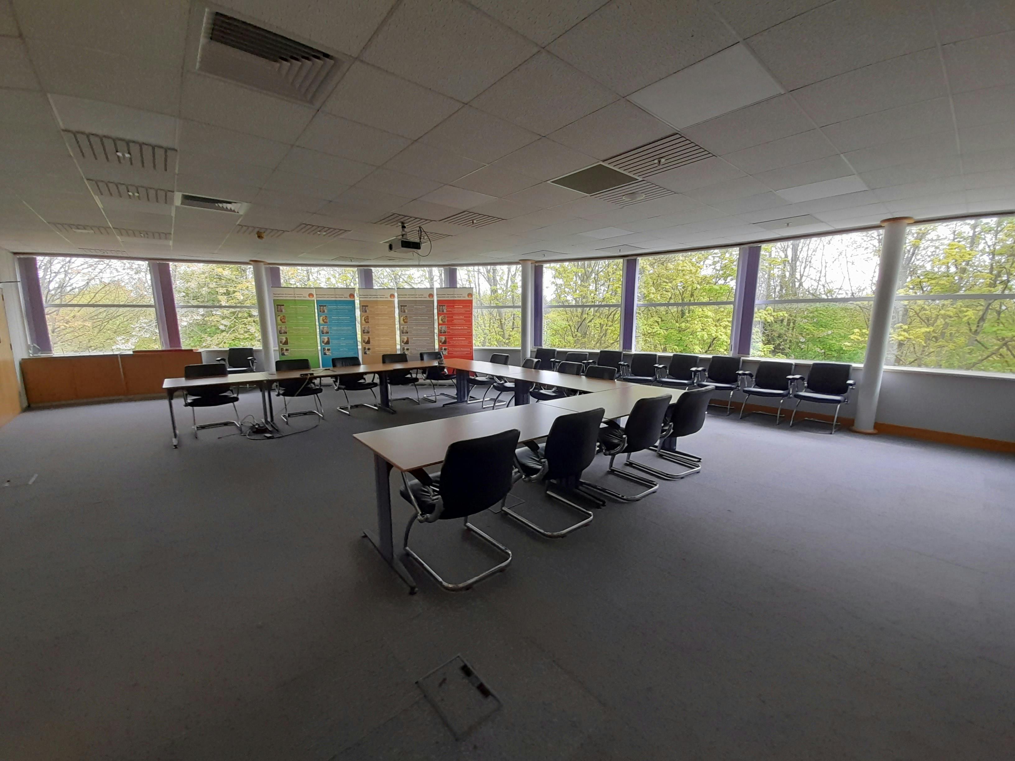 1st Floor, Building 217, Basingstoke, Offices To Let - 20240424_103340.jpg