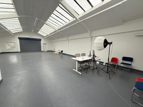 3 Bowlers Croft, Basildon, Industrial To Let - IMG20251008WA0009.jpg