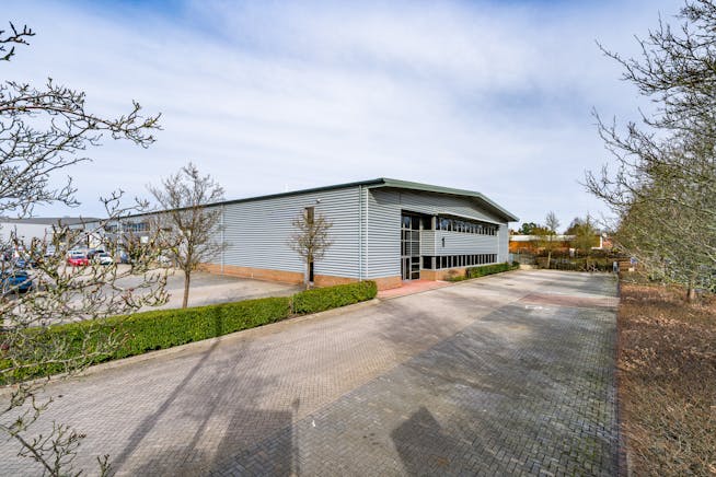 Unit 1, J4, Doman Road, Camberley, Warehouse & Industrial To Let - DSC07174.jpg