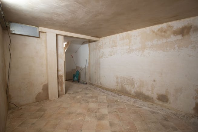 64 Battersea Rise, London, Investment / Residential / Restaurant / Cafe / Retail For Sale - 6 New.jpg