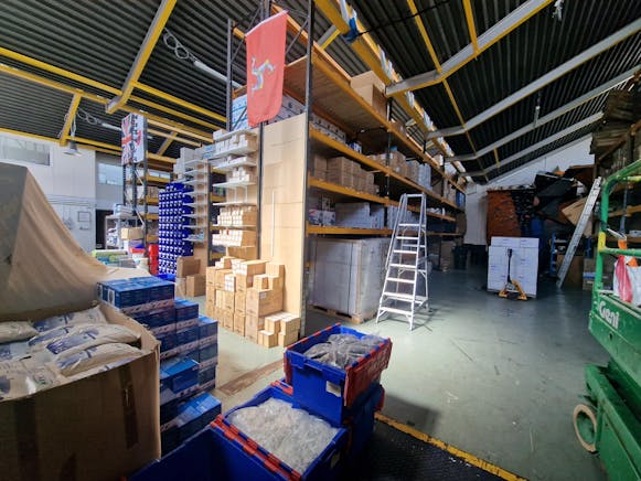 Unit 2, Bessemer Park, Basingstoke, Industrial To Let - 20250507_105609.jpg