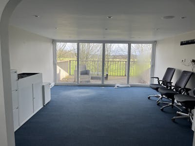 Offices, Shardeloes Farm, Amersham, Office To Let - IMG_1019.JPG
