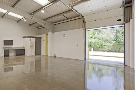 Unit 14 Albion Park, Leeds, Industrial To Let - IMG_1963.jpg