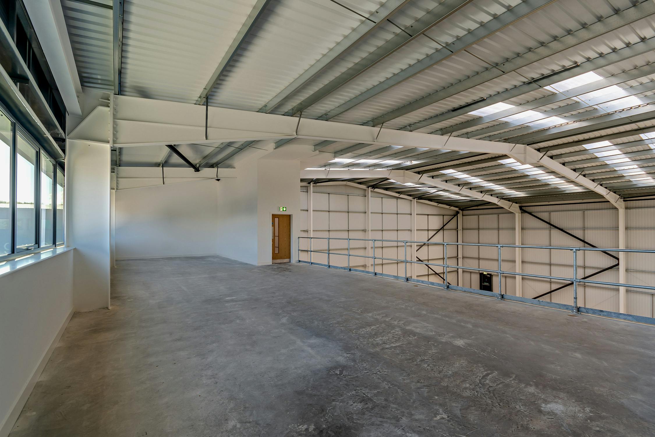 Unit 13, Vantage 41, Aston Clinton, Industrial To Let - 8621189-interior13-800.jpg