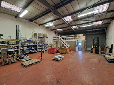 Unit 1, Knutsford, Industrial/Logistics To Let - 20240222_100043.jpg