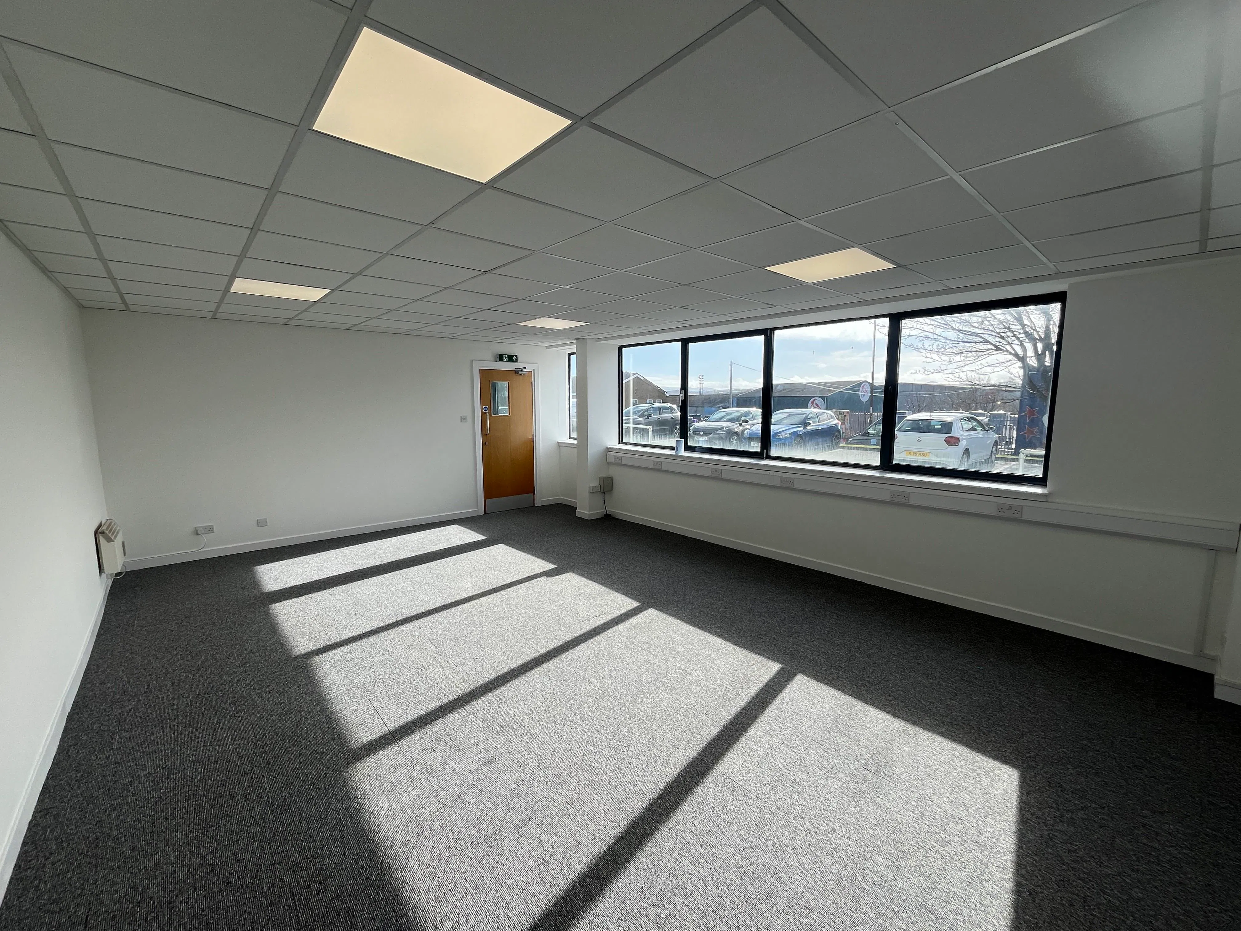 Westerton Industrial Park, Unit 4, Broxburn, Industrial To Let - U4 Internal 2.jpg