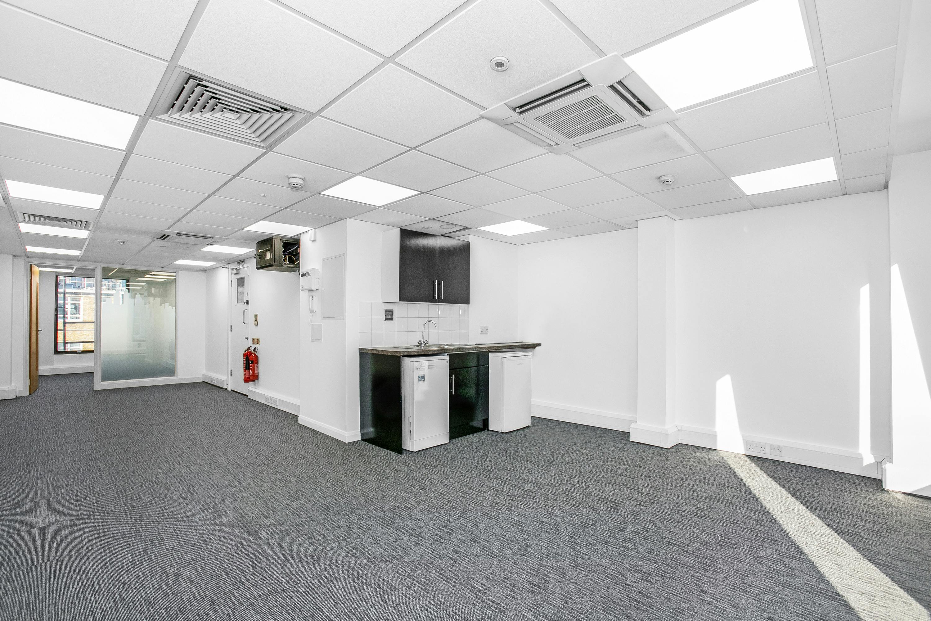 5th Floor, 5 Conduit Street, London, Office To Let - R2A9319.jpg