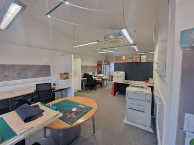 Unit 1 Peterley Business Centre, London, Office / Retail / Showroom / Warehouse For Sale - 20241106_114104.jpg