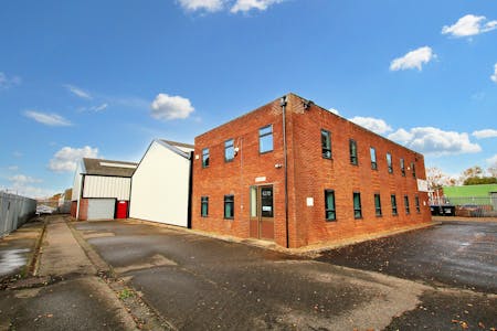 27-29 Harwell Road, Poole, Industrial / Storage / Light Industrial To Let - IMG_1887 Blue.jpg