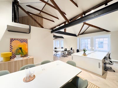 34-35 Eastcastle Street, 4th Floor, London, Office To Let - Image  20250910T125330626.jpg