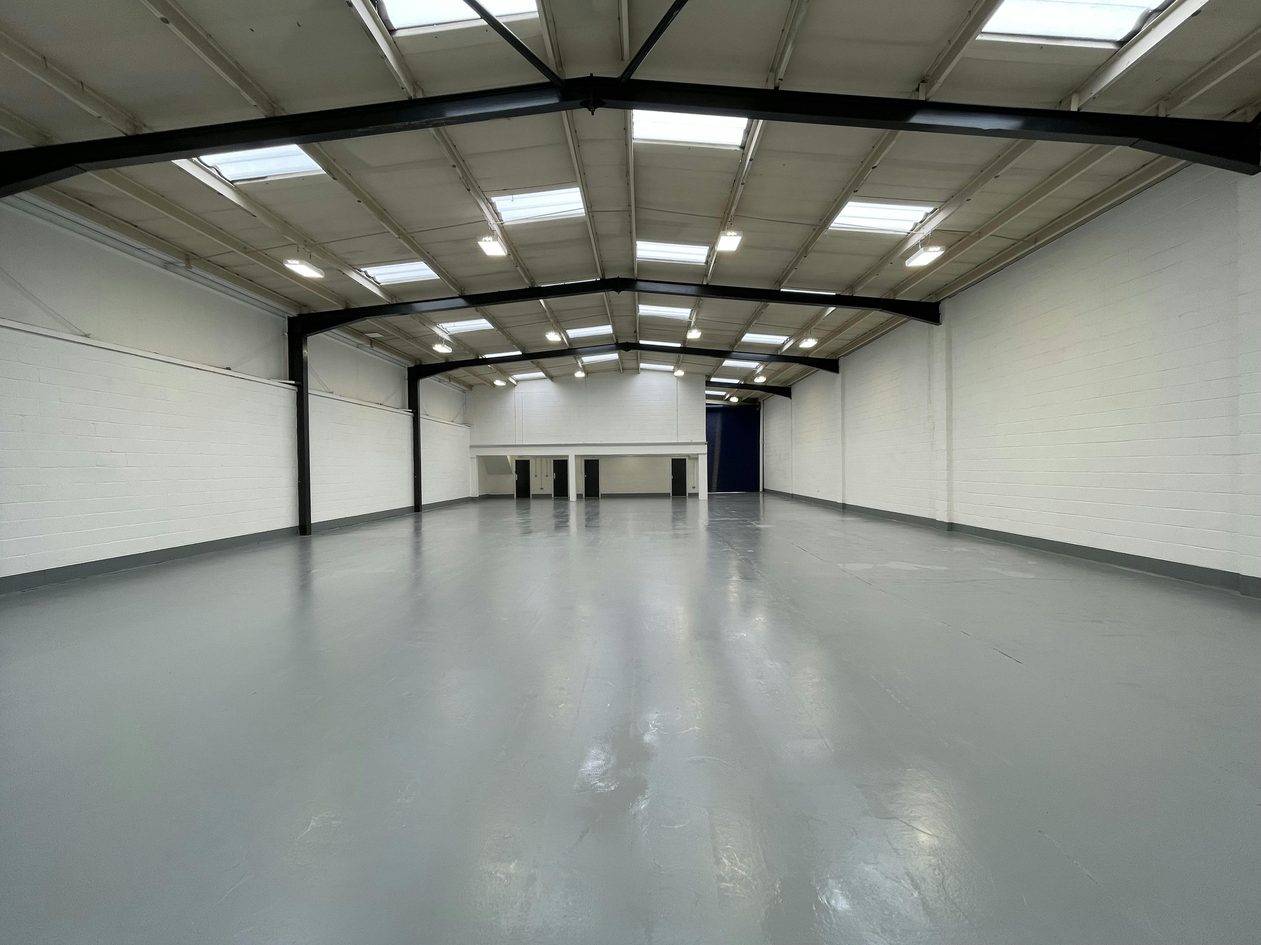 Unit 5 Isis Trading Estate, Isis Trading Estate, Swindon, Industrial To Let - IMG_1714.jpg