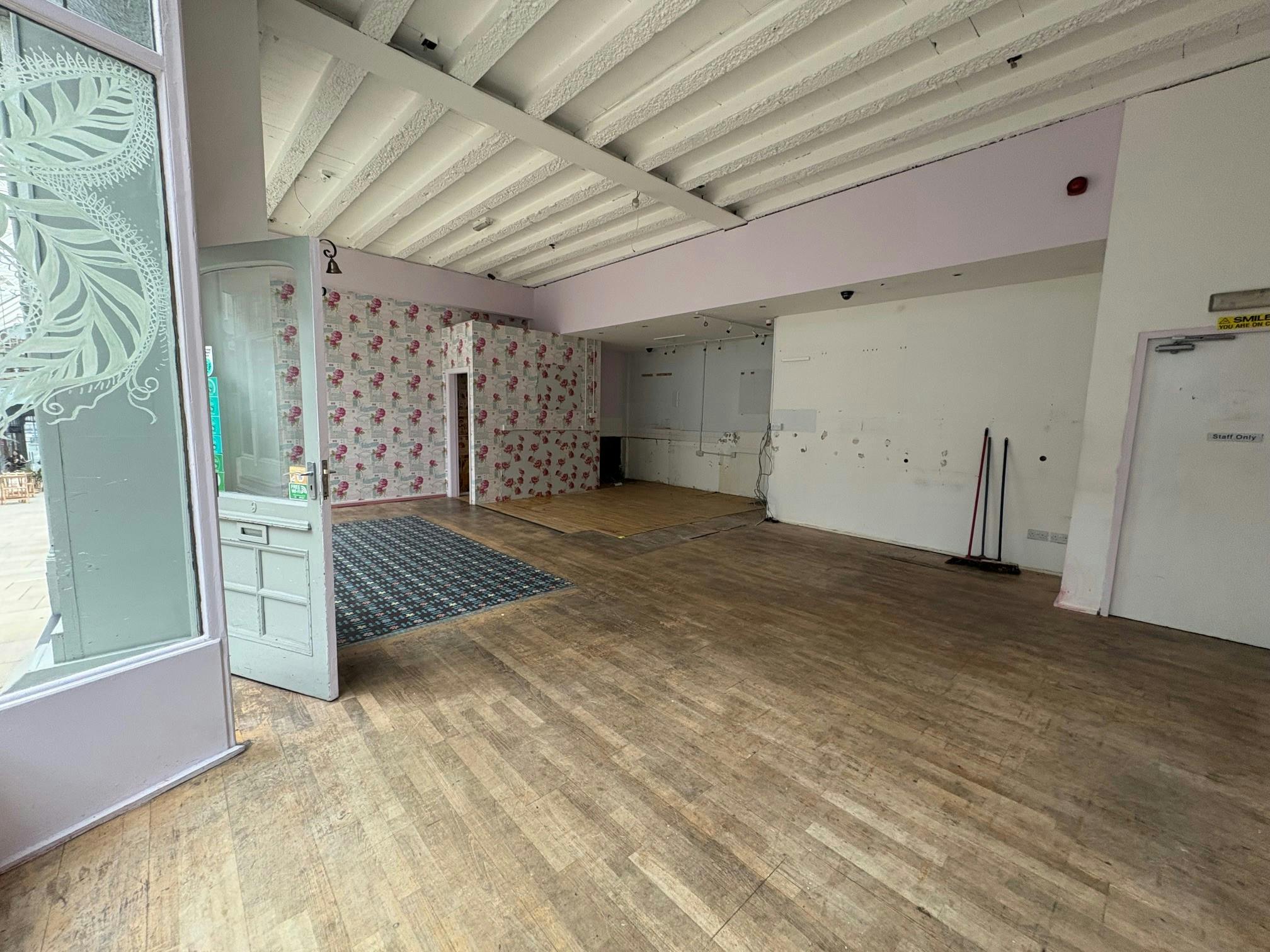 Unit 8-9 Grand Arcade, Leeds, Leisure / Retail To Let - internal 2.jpg