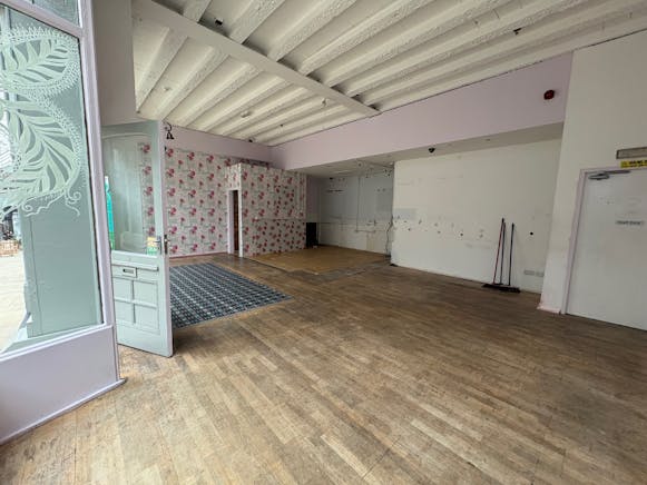 Unit 8-9 Grand Arcade, Leeds, Leisure / Retail To Let - internal 2.jpg