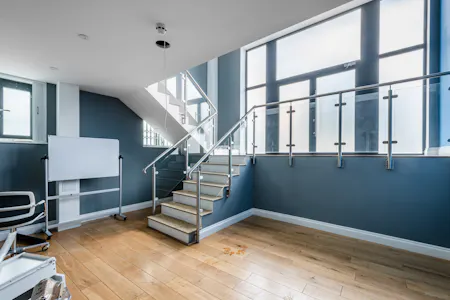 128 Hoxton Street & 17 Stanway Street, London, Leisure To Let - Hoxton St 128 - Low Res 14.jpg