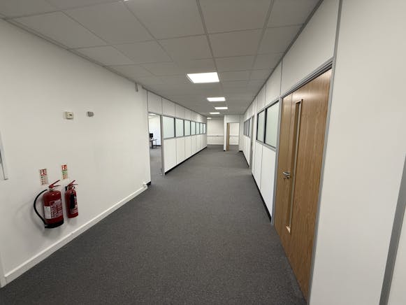 Unit 9,Centech Park, Fringe Meadow Road, Redditch, Office To Let - Image 3