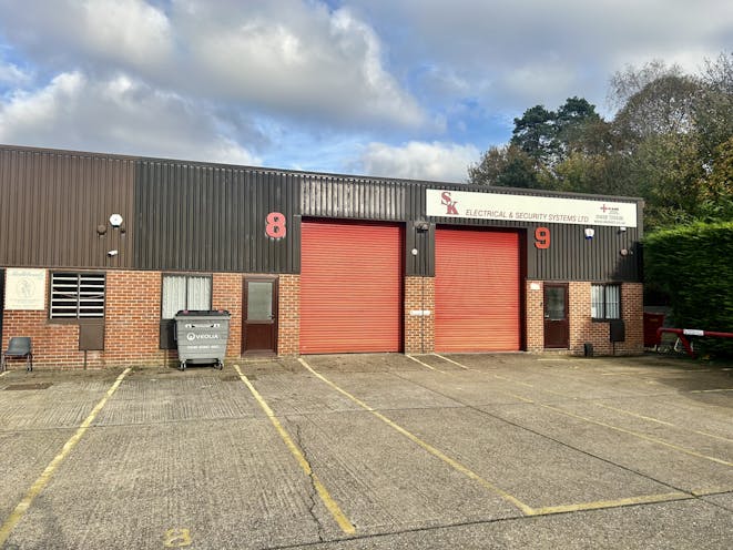 Unit 8 Beaver Industrial Estate, Liphook, Warehouse & Industrial To Let - IMG_6134.jpg