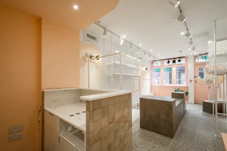 Ground floor, 110 Shoreditch High Street, London, Leisure / Office / Retail To Let - Shoreditch High St 110 NEW - 6.jpg