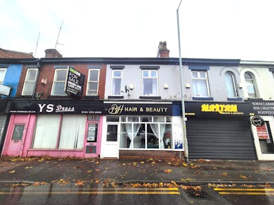 10 Buxton Road, Stockport, Retail To Let - 20251104_093052.jpg