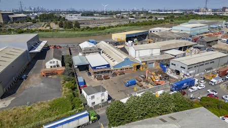 Algor Wharf, Barking, Industrial / Investment For Sale - 0142_River_Road_Barking.jpg