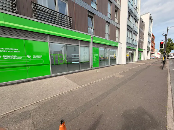 457 Southchurch Road, Southend-on-Sea, Office / Retail To Let / For Sale - WhatsApp Image 2026-05-05 at 17.02.40 (3).jpeg