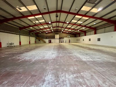 Unit 4, London Road Industrial Estate, Pembroke Dock, Industrial To Let - 4 LR Pembroke 10.jpg