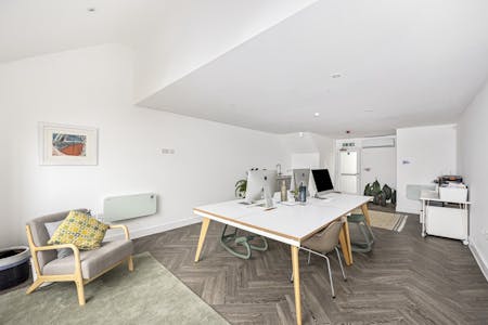 Unit 9, Stairbridge Court, Bolney, Office To Let - Bolney Grange Business Park, Stairbridge Court, Unit 9-009.JPG