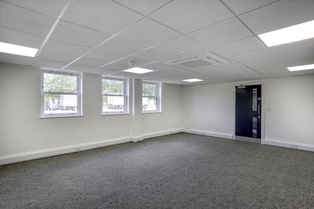 Units 6 & 7 Lakeside Industrial Estate, Colnbrook, Industrial/Logistics / Industrial / Warehouse To Let - Ground floor offices