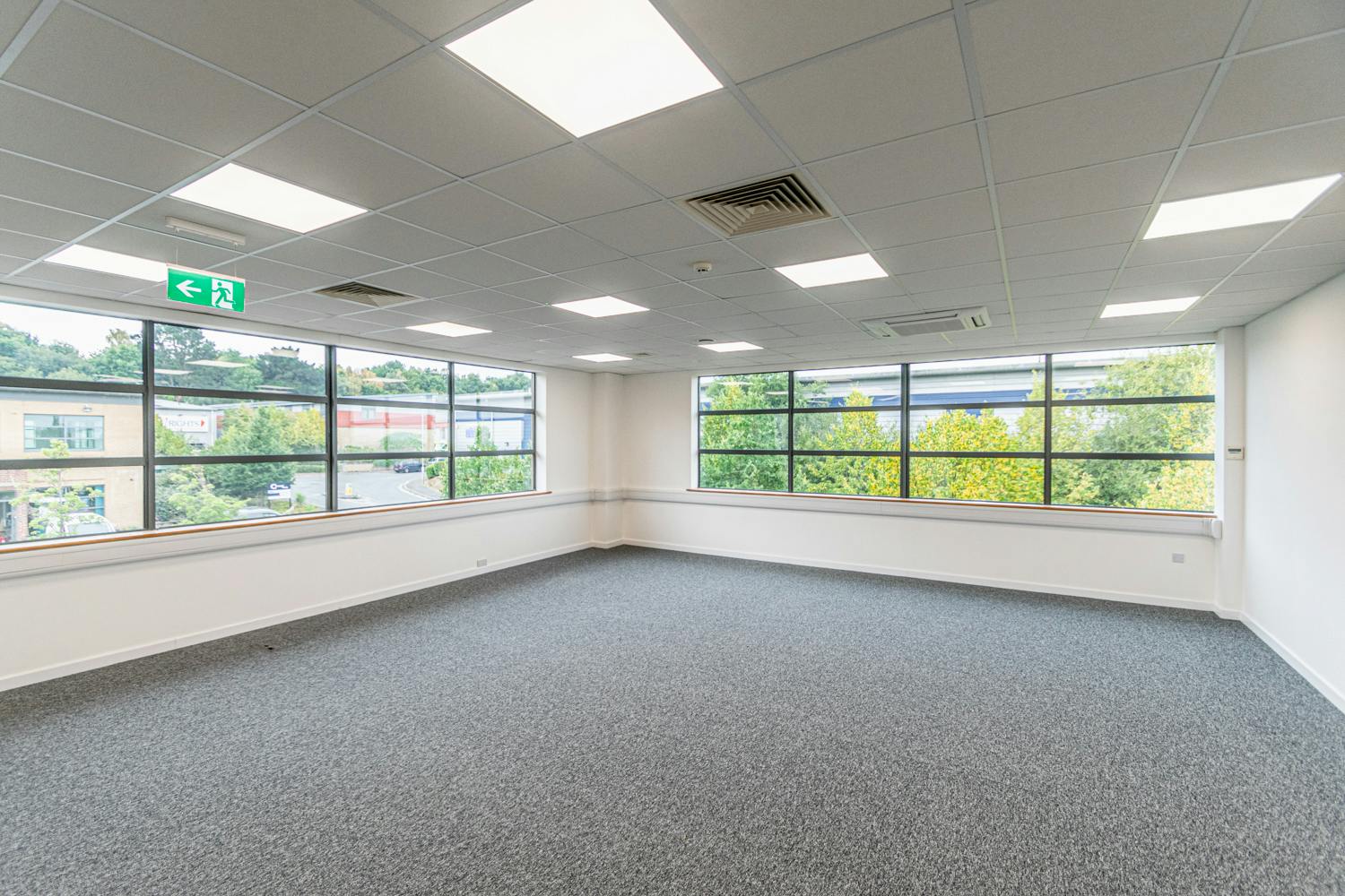 Office in Poole - photo 2