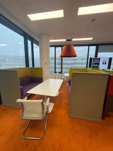 Brumlovka - Building Delta (SUBLEASE), Vyskočilova 1561/4a, Praha 4, Office / Retail To Let - thumbnail_IMG_0768.jpg