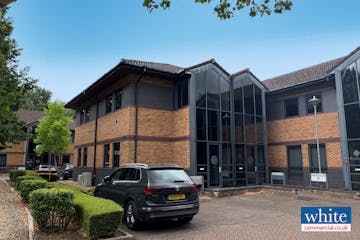 Unit 11-12 Somerville Court, Banbury, Office To Let / For Sale - IMG_9567.JPG