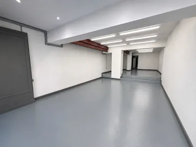 29 Piccadilly, Stoke-on-Trent, Retail To Let / For Sale - Retail area (2).jpeg