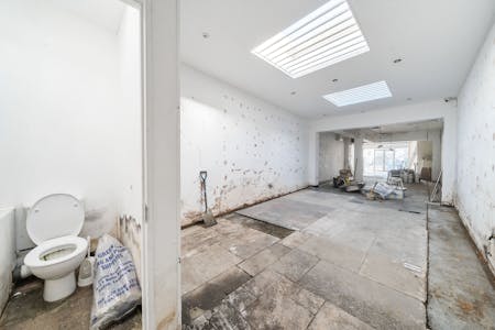 6 Bollo Bridge Road, London, Retail To Let - 13813456691b013357bd0.jpg