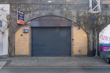 Arch 201, Three Colts Lane, London, Industrial To Let - BET04712_ARCH_201_THREE_COLTS_LANE_WEB.jpg