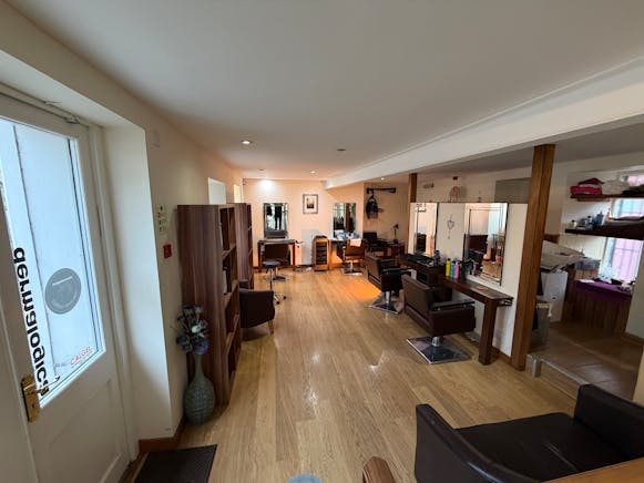 Cross Keys House, Perth, Retail To Let - IMG_3429.JPG