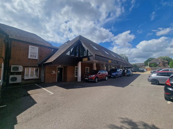 Suite 4 Crown House, Hartley Wintney, Office To Let - Pic2CH414082025.jpg