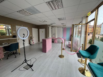 2A Bloomsbury Court, South Woodham Ferrers, Retail To Let - IMG20251003WA0006.jpg