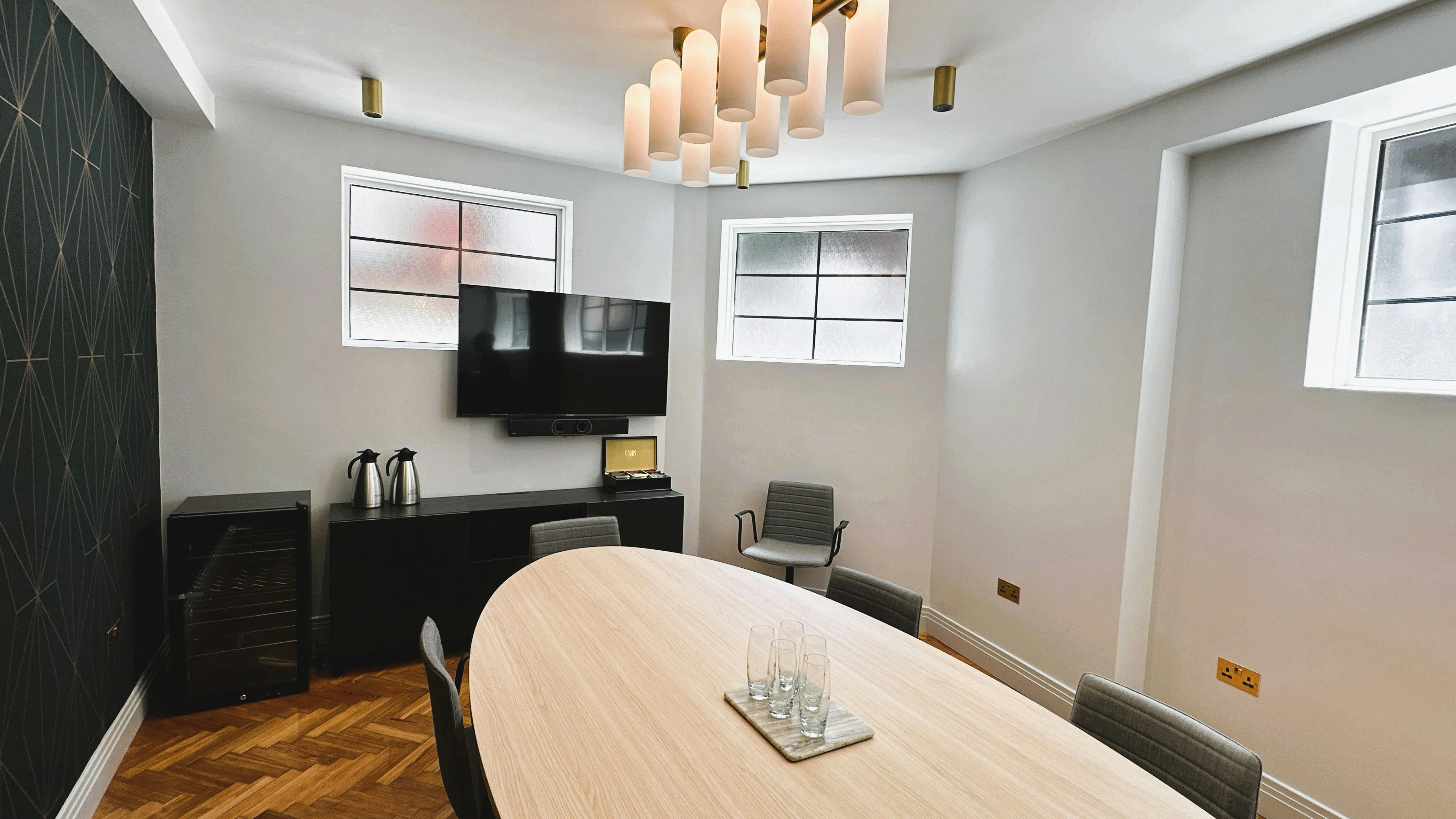 Suite 2.04, Alliance House, London, Offices To Let - 2025 06 15  12 Caxton Street London SW1  meeting room 2.jpg