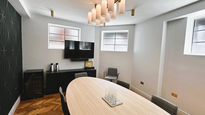 Suite 2.04, Alliance House, London, Offices To Let - 2025 06 15  12 Caxton Street London SW1  meeting room 2.jpg