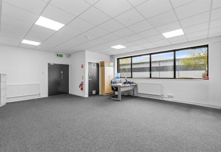 Unit 6, Titan Business Centre, Warwick, Industrial/Logistics To Let - Internals2.jpg