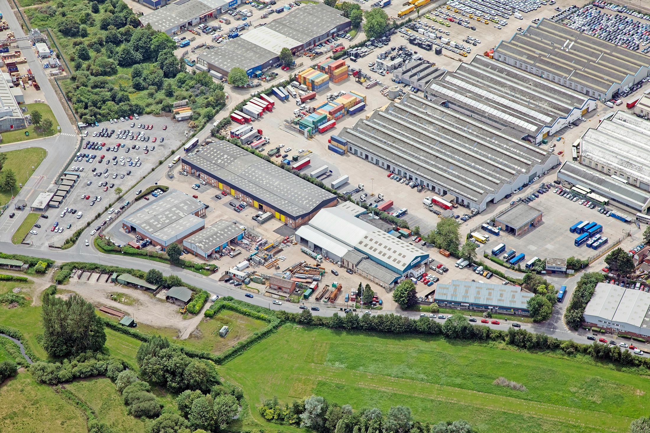 Industrial Unit in Eastleigh - photo 3