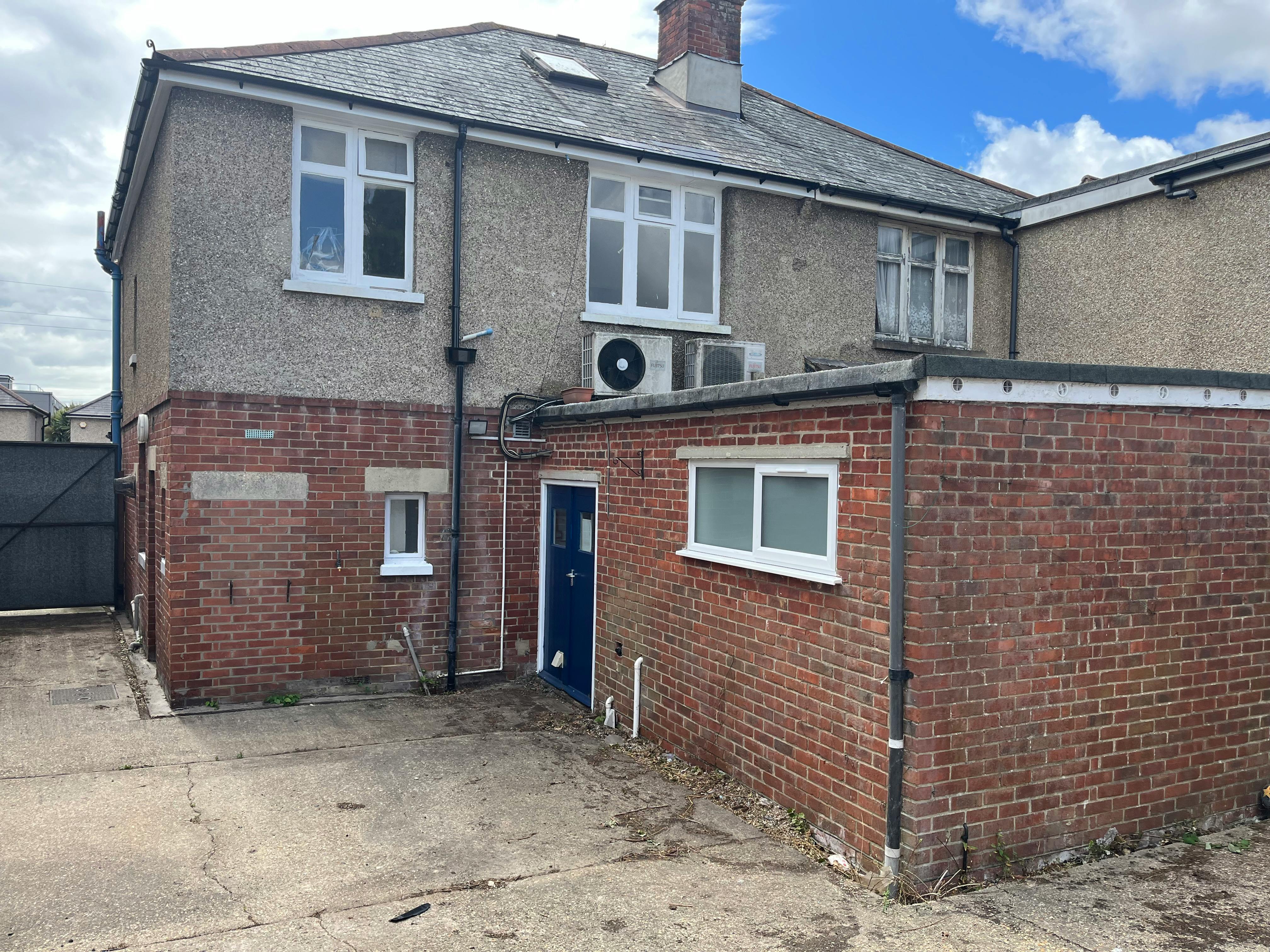 Retail/Shop in Southampton - photo 4