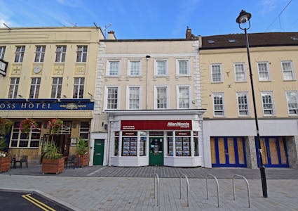 18 High Street, Bromsgrove, Development / Investment / Retail For Sale - 18 High Street front.jpg