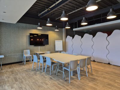 The Summit Indoor Adventure Centre, Selby Leisure Village, Selby, Leisure To Let - Meeting Room.jpg