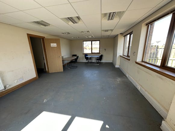 Hunter Street, Auchterarder, Industrial / Offices To Let - image.png