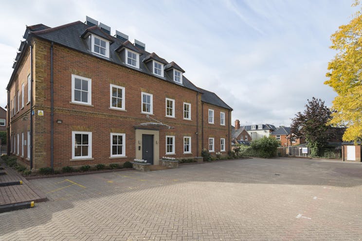 Ground Floor, Egerton House, 66-68 Baker Street, Weybridge, Offices To Let - IW-221016-GKA-017.jpg