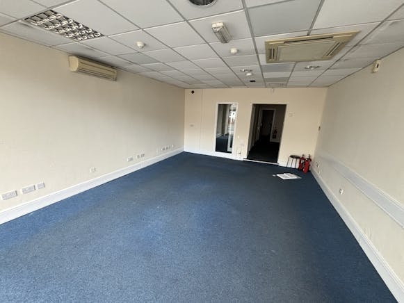 79 Cregagh Road, Belfast, Retail To Let - IMG_2496.jpeg