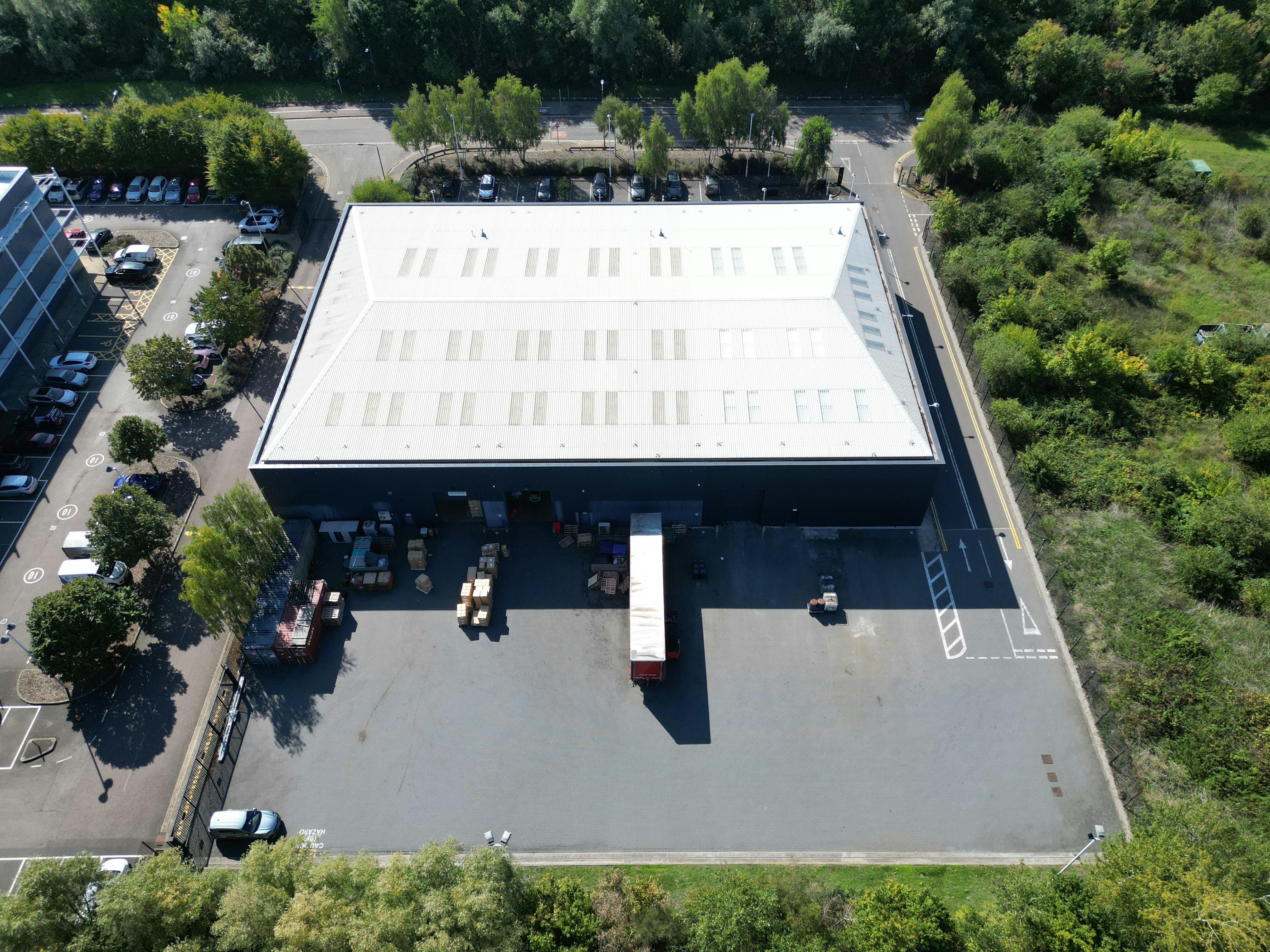 Industrial Unit in Erith - photo 4