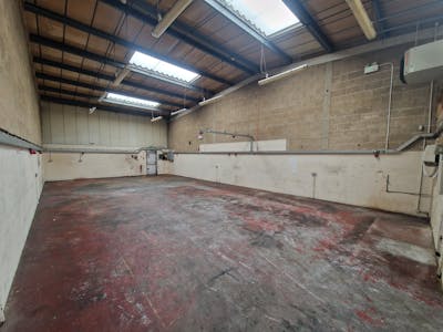 17 Limberline Spur, Portsmouth, Industrial / Warehouse To Let - 20240815_110624.jpg