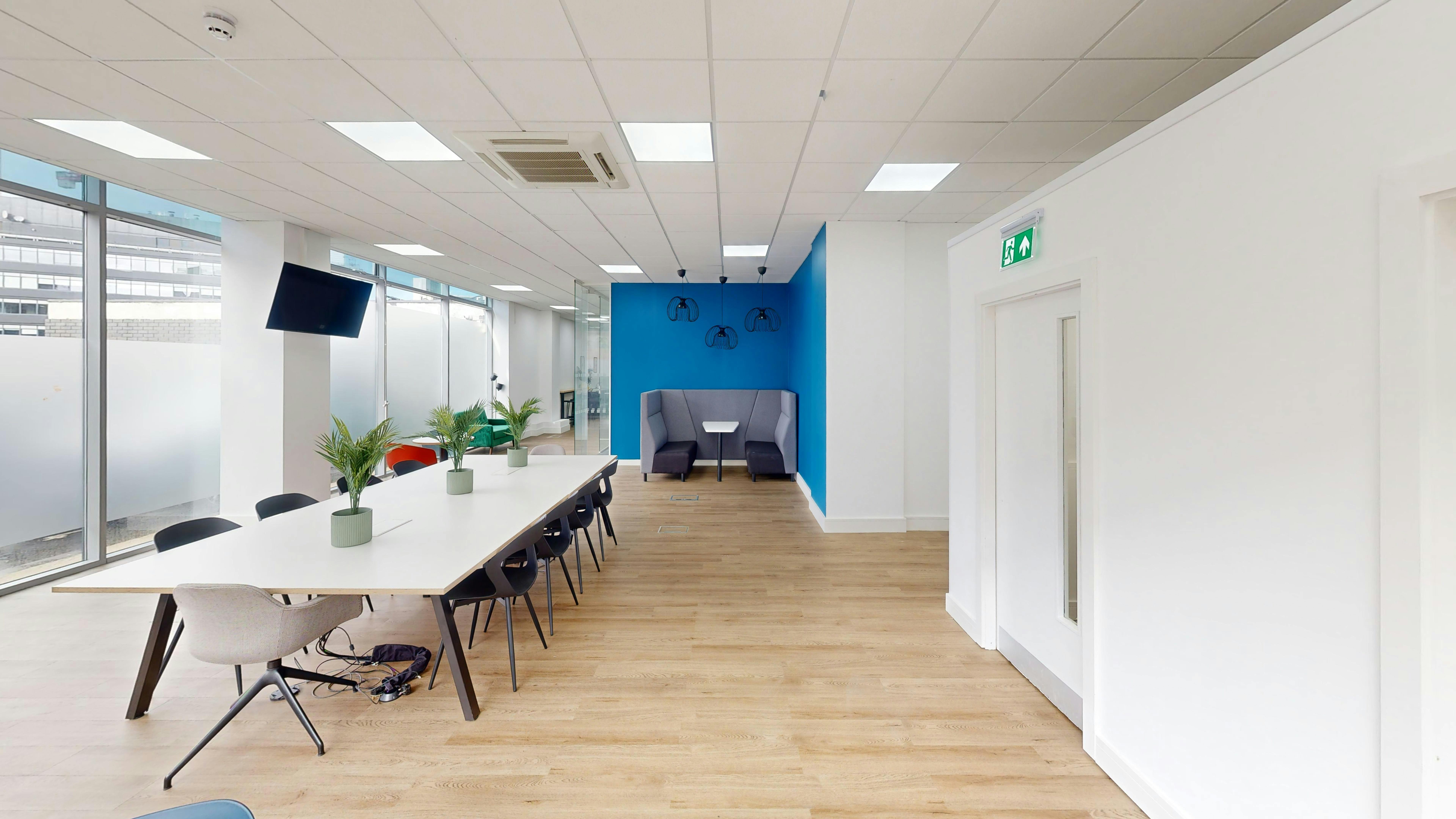 St James House, Vicar Lane, Sheffield, Offices To Let - St-James-House-Communal-Area-Photo-2.jpg
