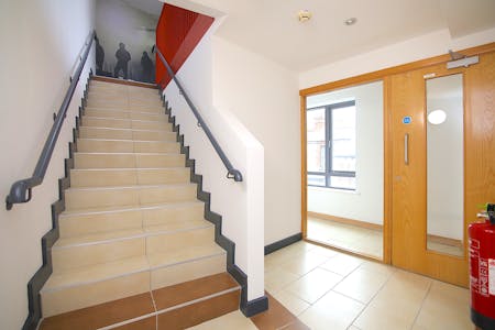 Hyde Square, Dublin 8, Office To Let - Landing.jpg